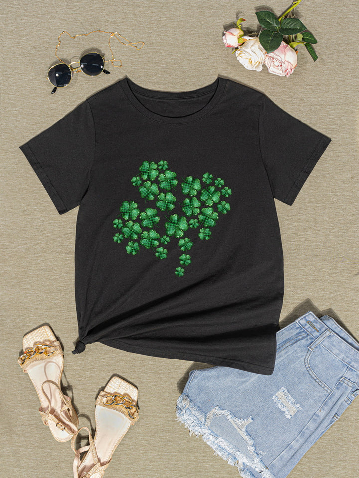 Lucky Clover Round Neck T-Shirt | Trendsi