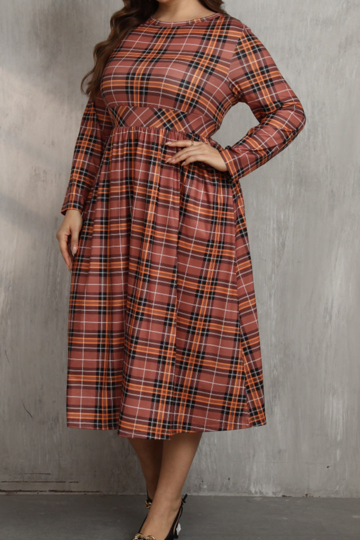 Plus Size Plaid Round Neck Long Sleeve Midi Dress | Trendsi