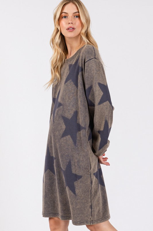 SAGE + FIG Washed Star Print Round Neck Dress | Trendsi