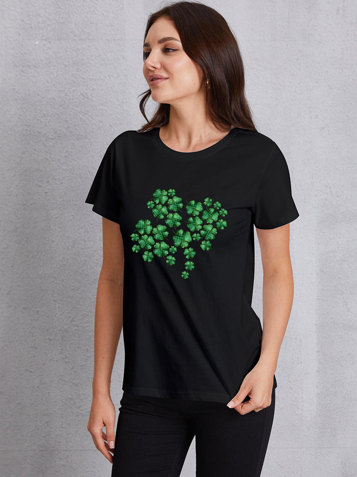 Lucky Clover Round Neck T-Shirt | Trendsi