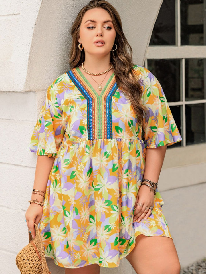 Plus Size Printed V-Neck Half Sleeve Mini Dress | Trendsi