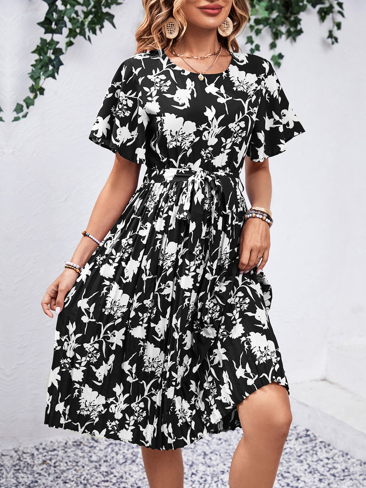 Printed Round Neck Short Sleeve Dress | Trendsi