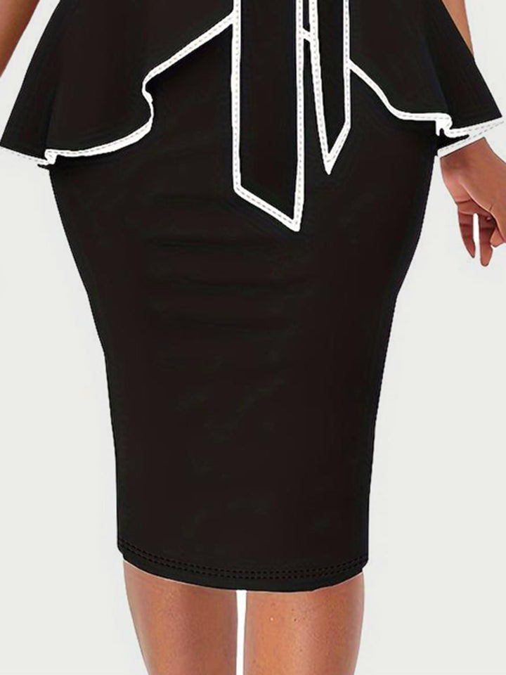Plus Size Cutout Contrast Sleeveless Dress | Trendsi
