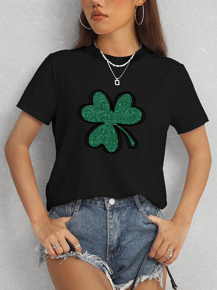 Lucky Clover Round Neck T-Shirt | Trendsi