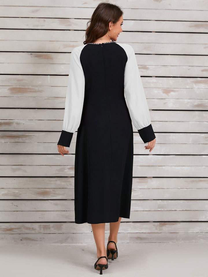 Ruched Contrast Long Sleeve Midi Dress | Trendsi