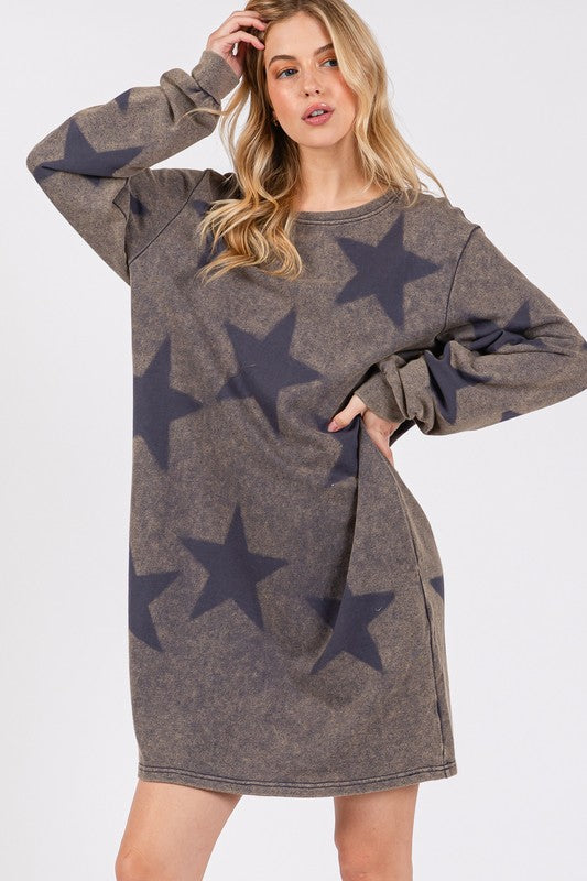 SAGE + FIG Washed Star Print Round Neck Dress | Trendsi