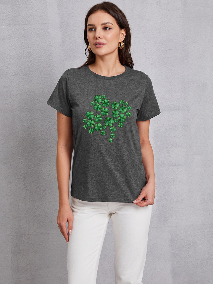 Lucky Clover Round Neck T-Shirt | Trendsi