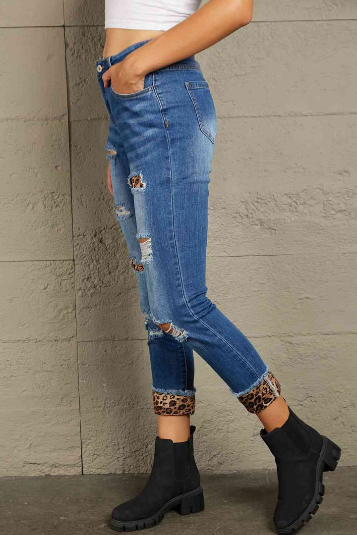 Baeful Leopard Patch Distressed Cropped Jeans | 1mrk.com