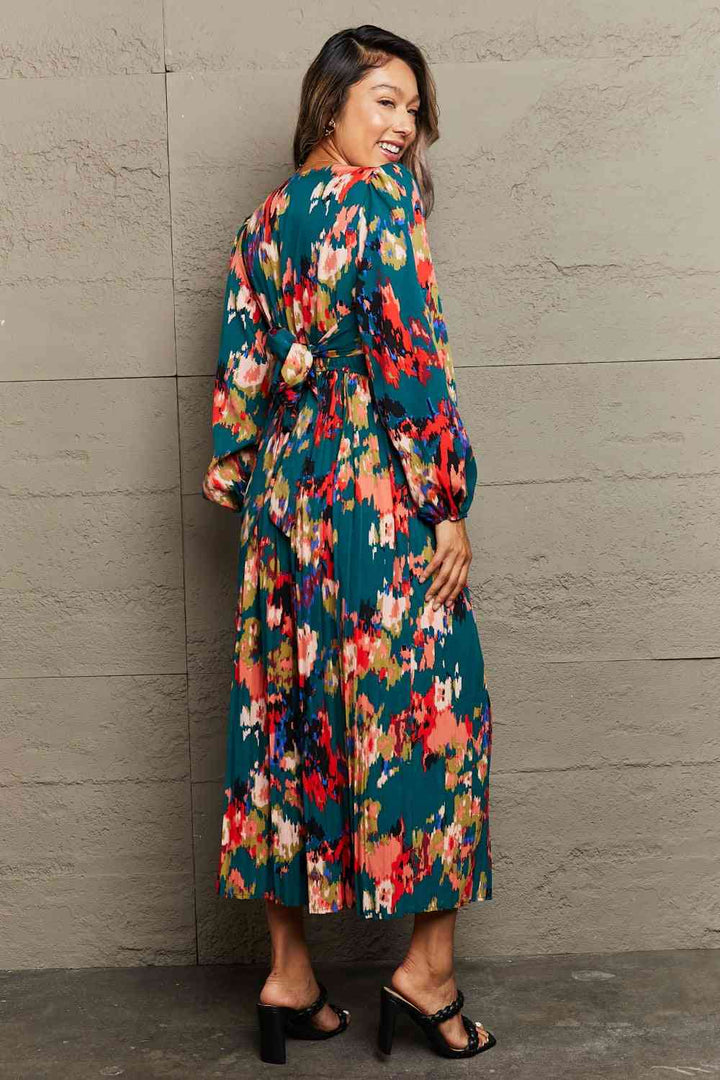 Printed Deep V Slit Pleated Dress |1mrk.com