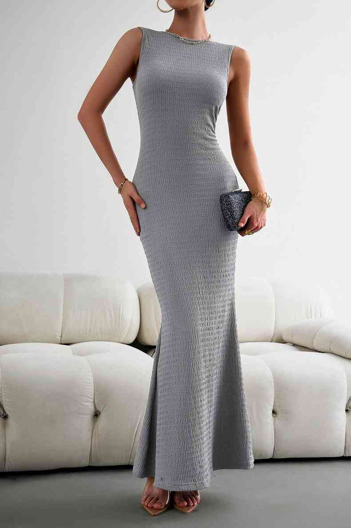 Round Neck Sleeveless Maxi Fishtail Dress | 1mrk.com