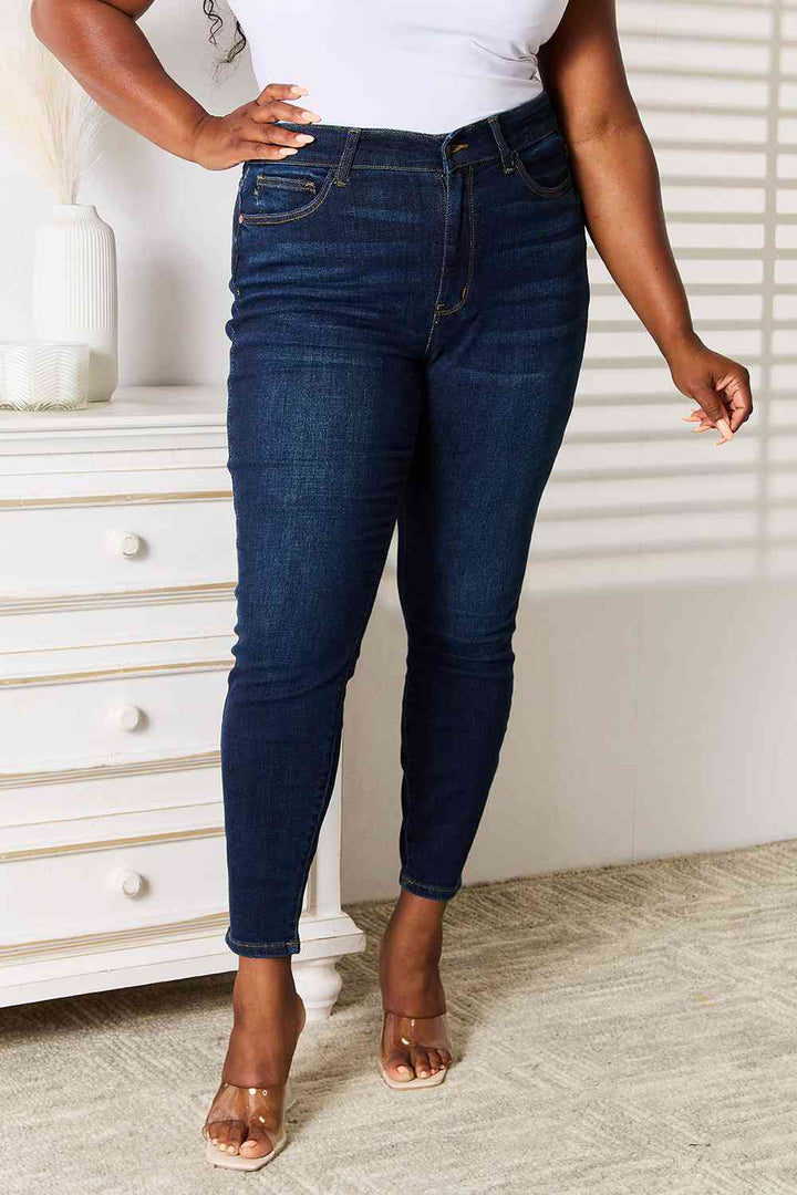 Judy Blue Full Size Skinny Jeans with Pockets | 1mrk.com