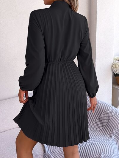 Tie Neck Balloon Sleeve Pleated Dress |1mrk.com