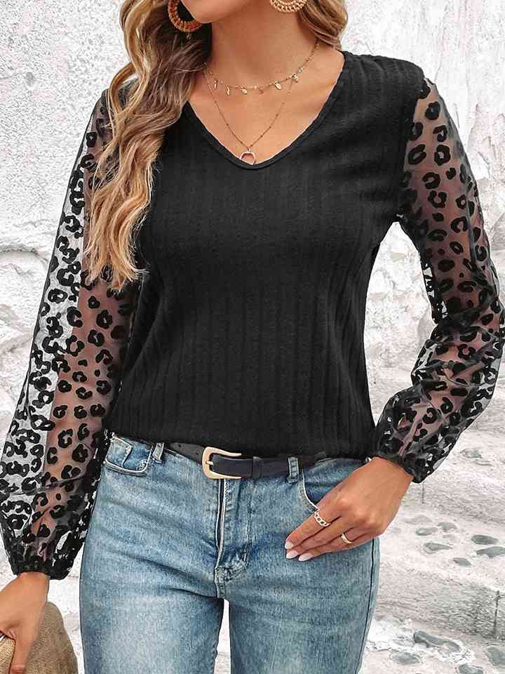 Leopard Long Sleeve V-Neck Top | 1mrk.com