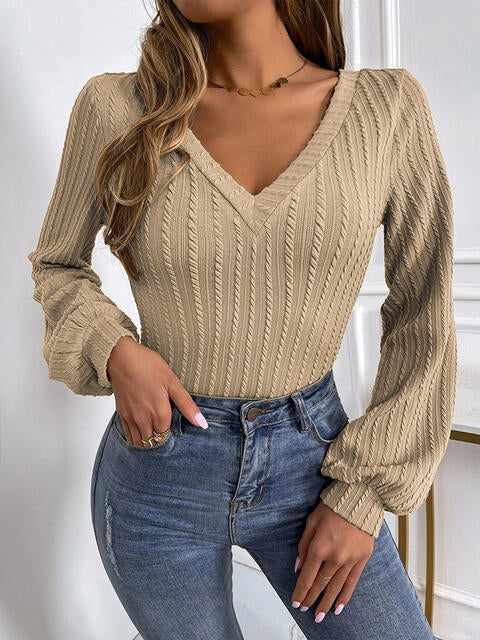 Ribbed V-Neck Lantern Sleeve Top | 1mrk.com