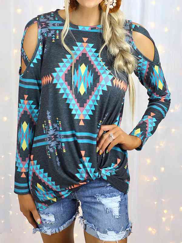 Geometric Cutout Crisscross T-Shirt | 1mrk.com