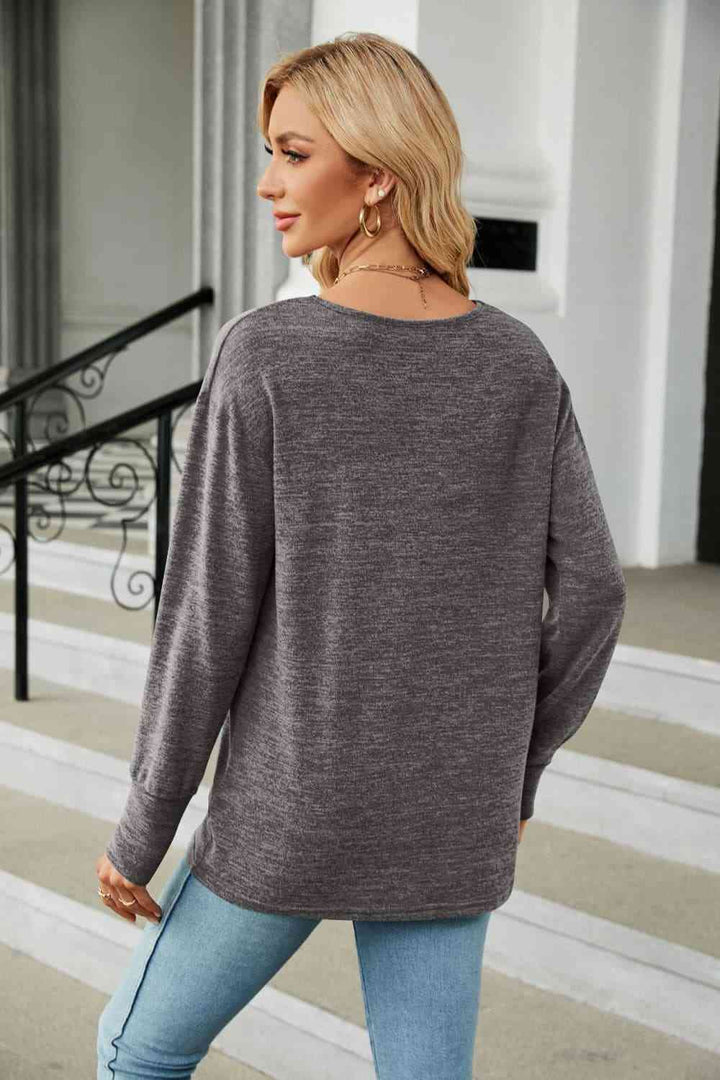 V-Neck Long Sleeve T-Shirt | 1mrk.com