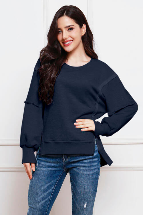 Exposed Seam High-Low Slit Sweatshirt | 1mrk.com