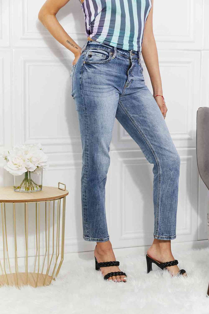 Kancan Full Size Amara High Rise Slim Straight Jeans | 1mrk.com