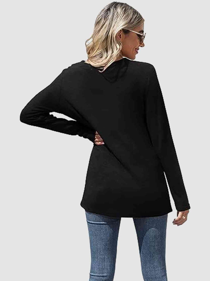 Lace Detail V-Neck Long Sleeve Top | 1mrk.com