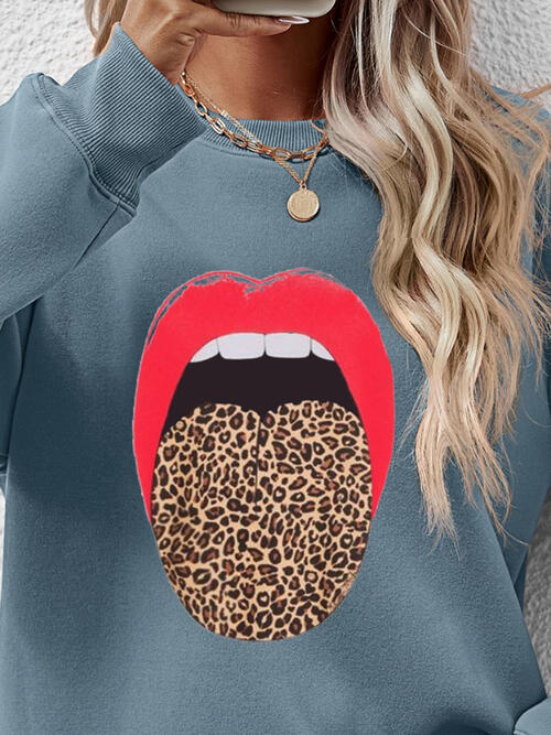 Leopard Lip Graphic Round Neck Sweatshirt |1mrk.com