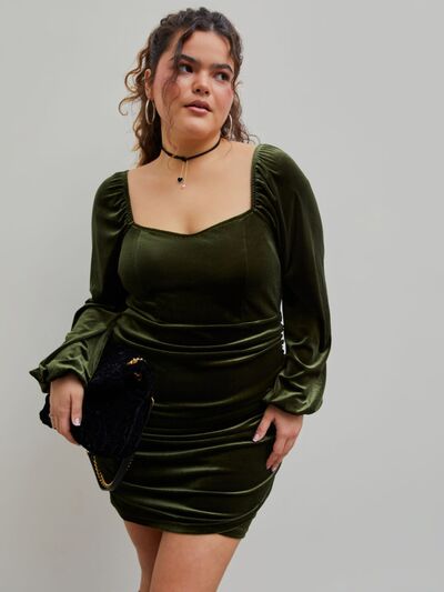 Plus Size Ruched Square Neck Balloon Sleeve Wrap Dress | 1mrk.com