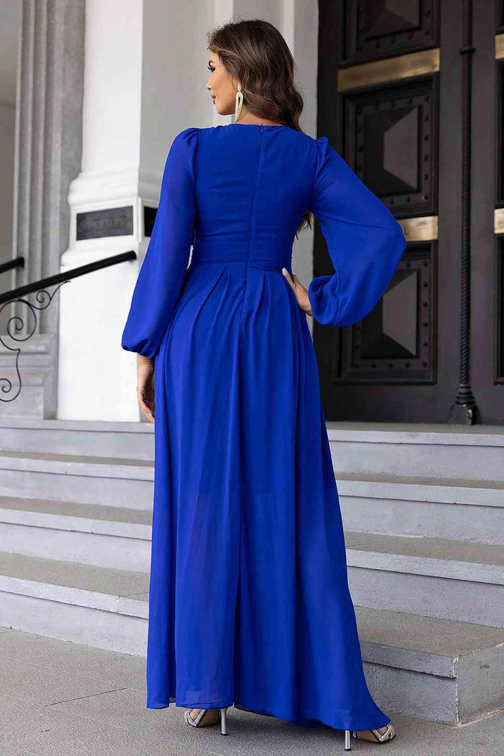 Twist Front Cutout Long Sleeve Dress | 1mrk.com