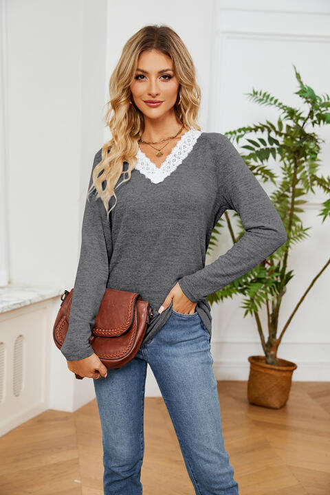 Lace Detailed V Neck Top | 1mrk.com