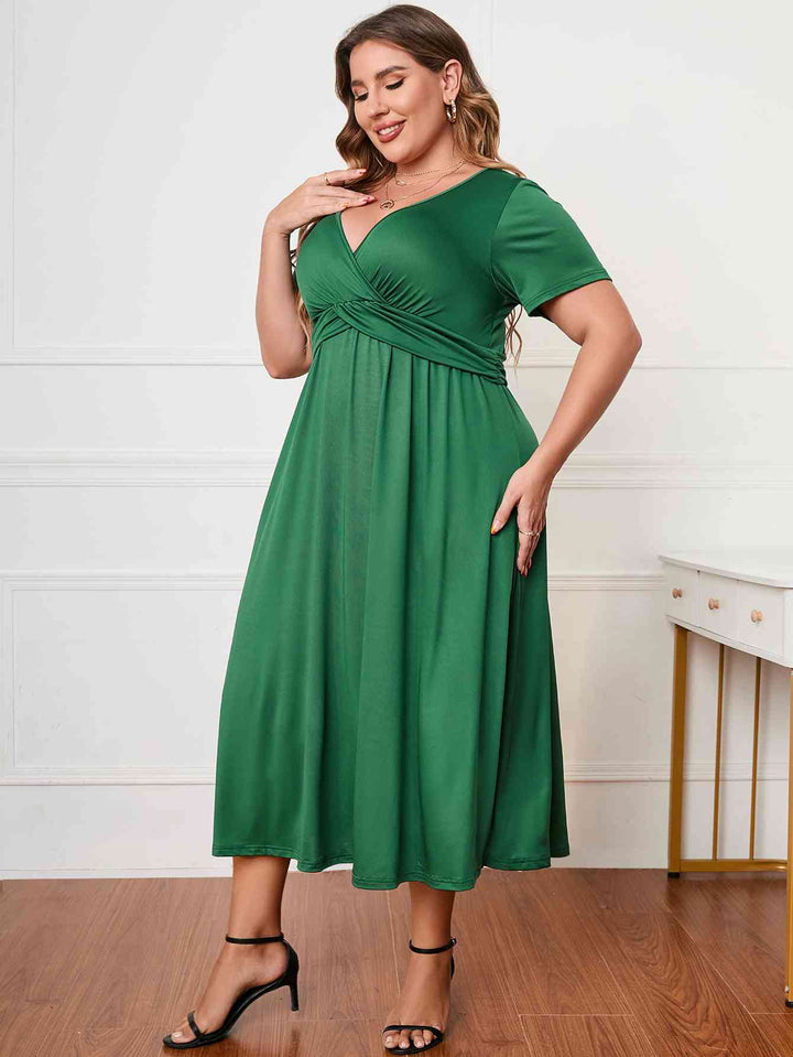 Plus Size Short Sleeve Surplice Neck Midi Dress |1mrk.com