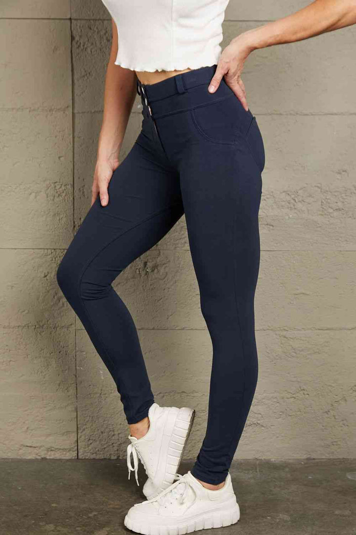 Baeful Buttoned Skinny Long Jeans | 1mrk.com