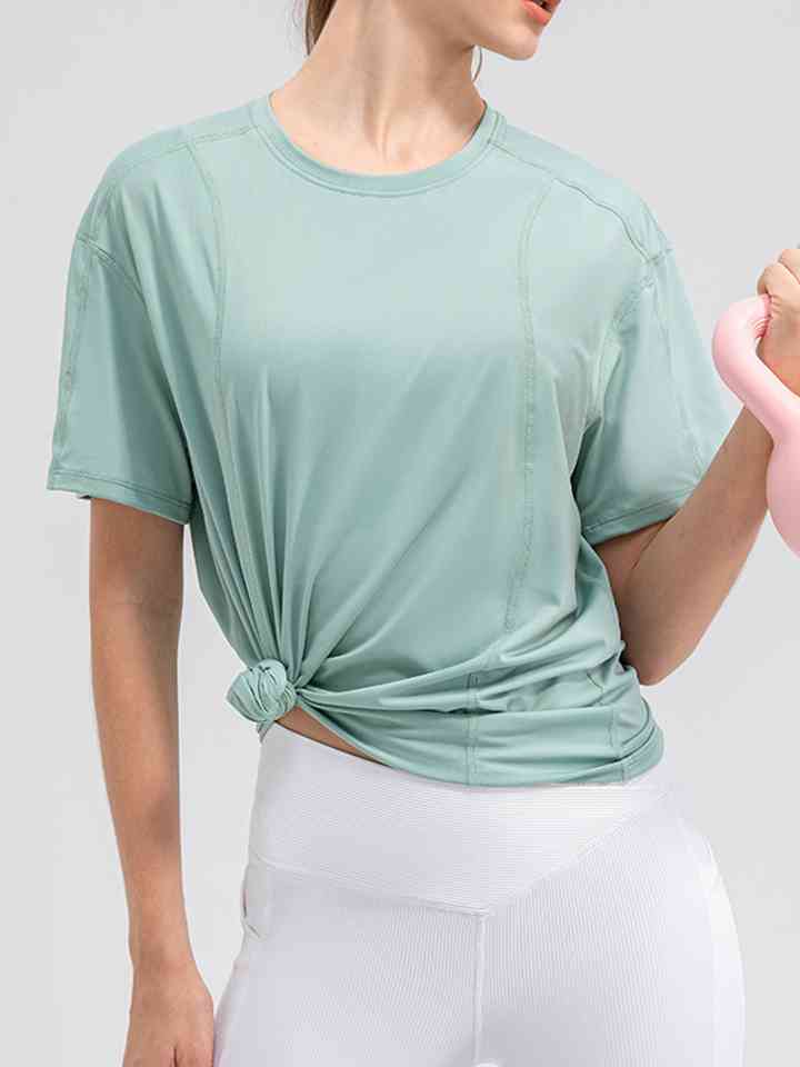 Round Neck Short Sleeve Active Top | 1mrk.com