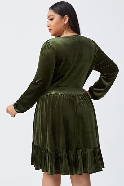 Plus Size Plunge Long Sleeve Mini Dress |1mrk.com