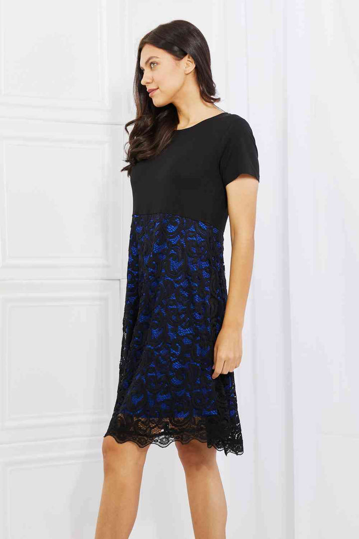 Yelete Full Size Contrasting Lace Midi Dress | 1mrk.com