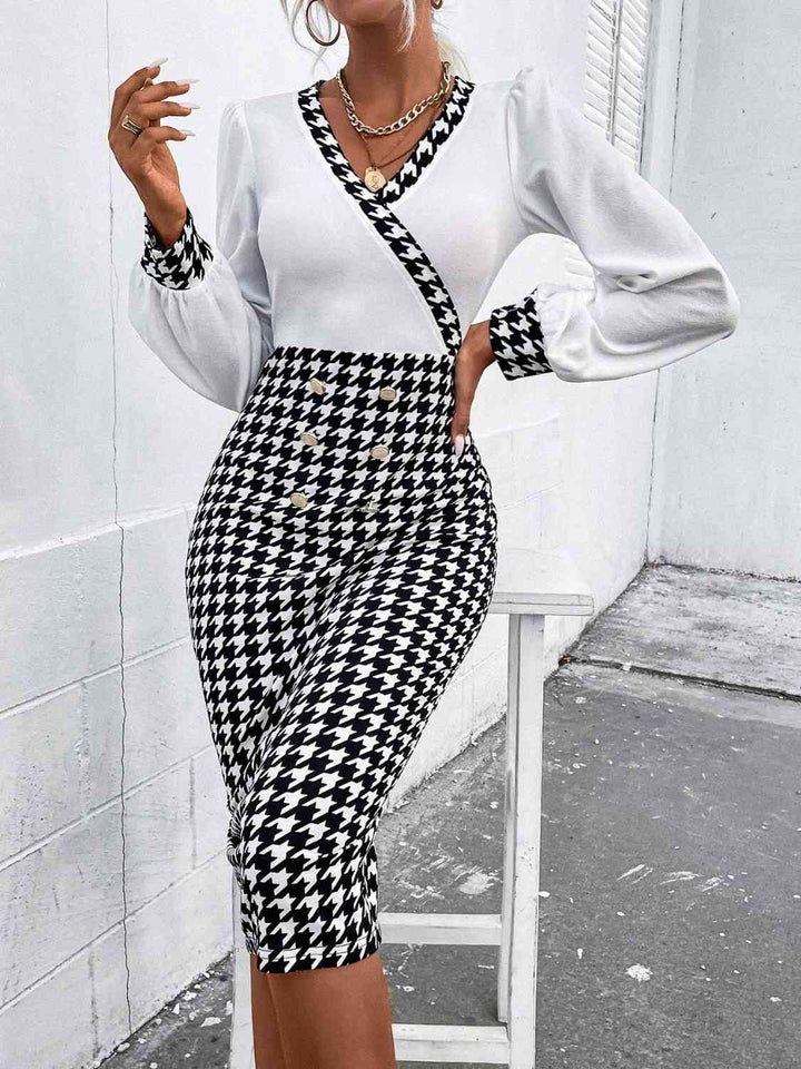 Houndstooth Long Sleeve Slit Dress |1mrk.com