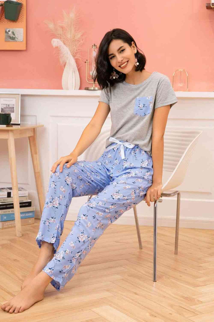 Round Neck T-Shirt and Floral Pants Lounge Set | 1mrk.com