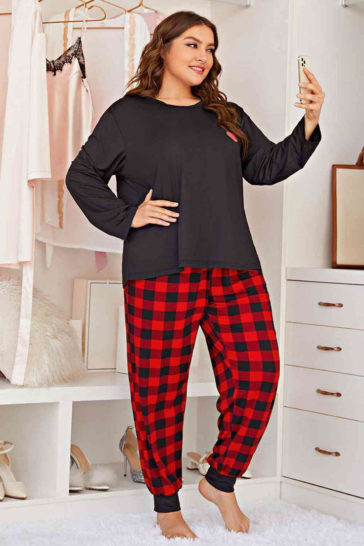 Plus Size Heart Graphic Top and Plaid Joggers Lounge Set | 1mrk.com