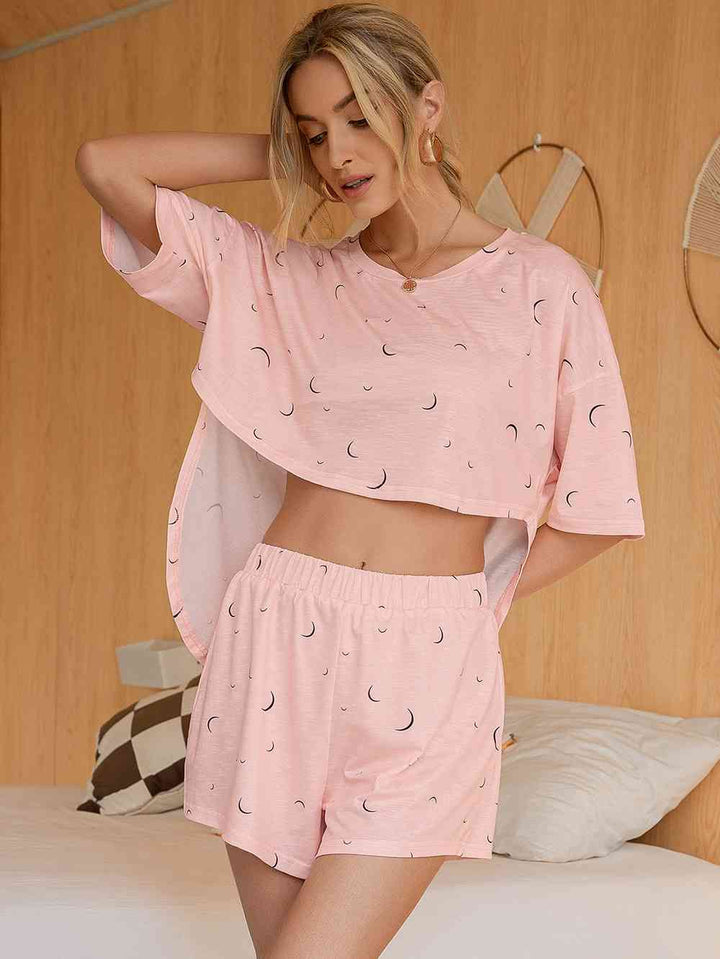 Moon Print T-Shirt and Shorts Lounge Set | 1mrk.com