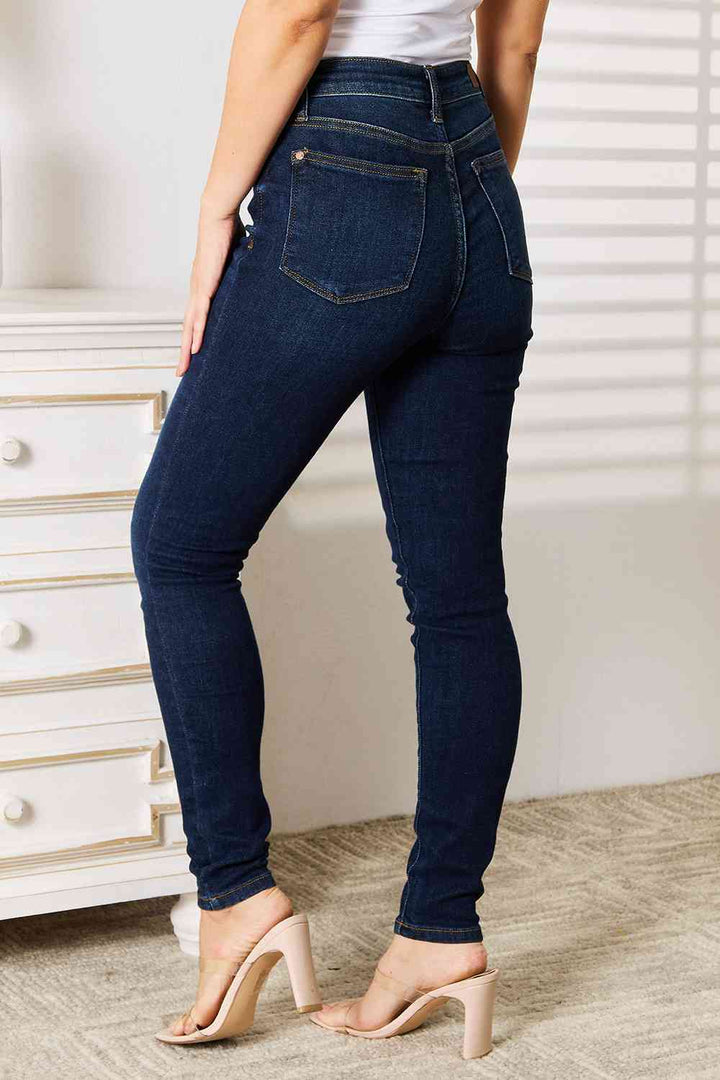 Judy Blue Full Size Skinny Jeans with Pockets | 1mrk.com