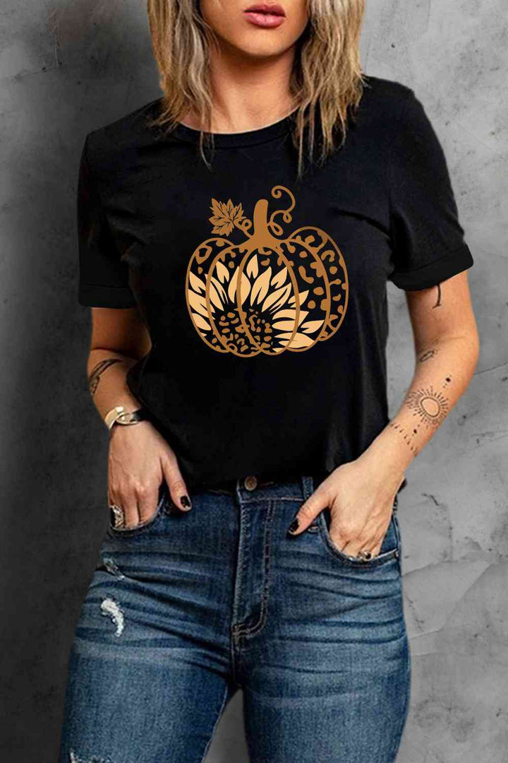 Round Neck Short Sleeve Pumpkin Graphic T-Shirt | 1mrk.com