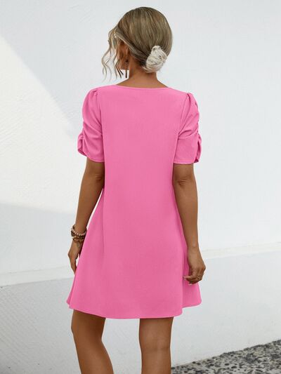 Chain Notched Short Sleeve Dress |1mrk.com