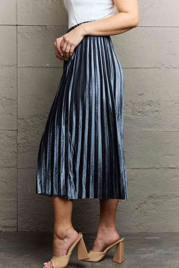 Ninexis Accordion Pleated Flowy Midi Skirt |1mrk.com