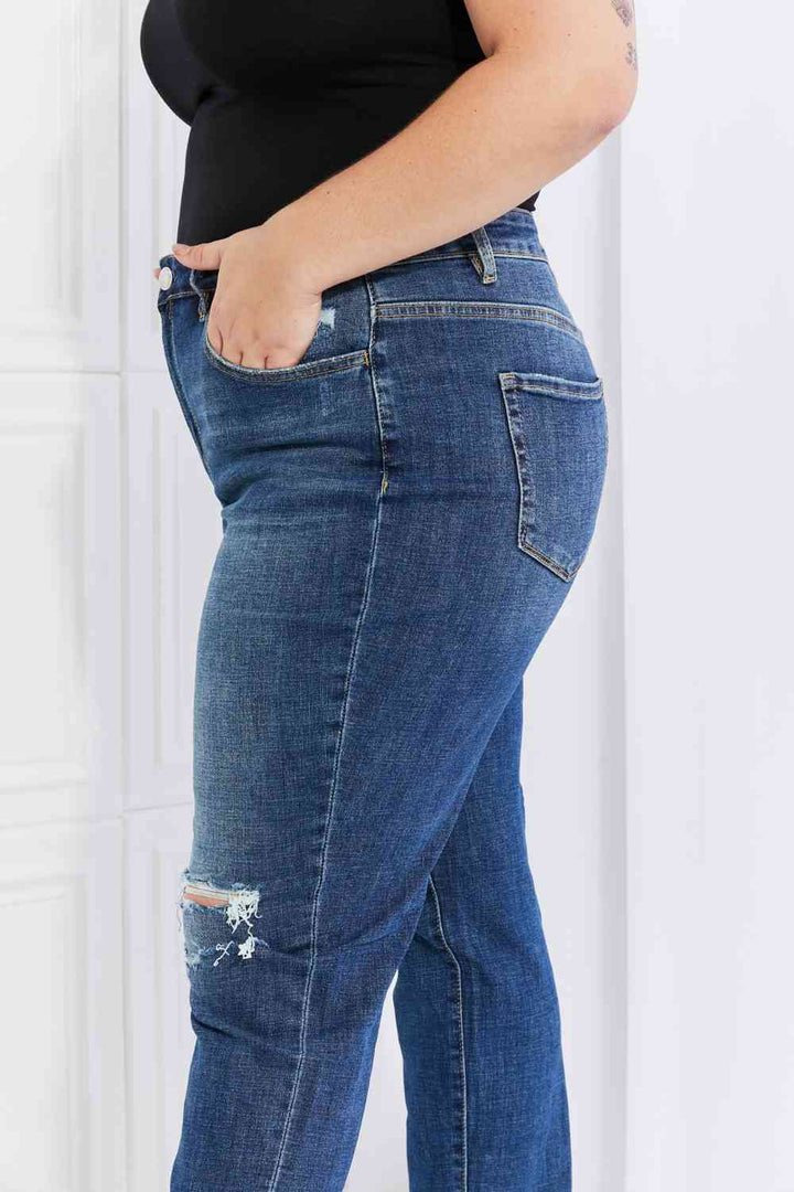 Vervet by Flying Monkey Full Size Distressed Cropped Jeans with Pockets | 1mrk.com
