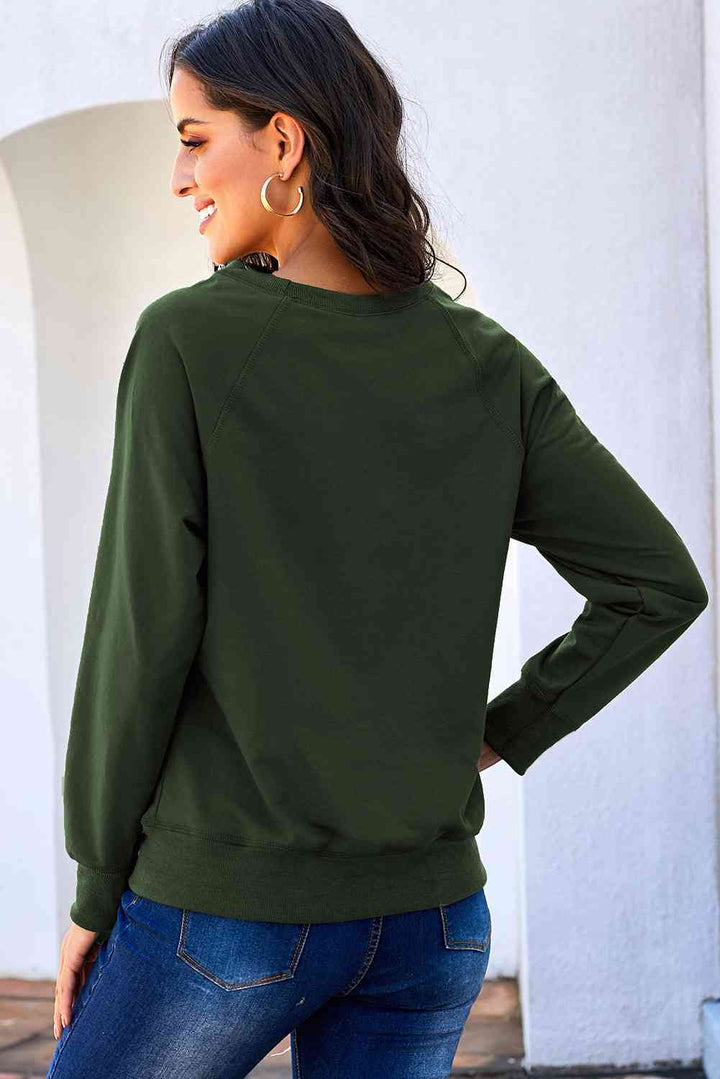 Round Neck Raglan Sleeve Exposed Seam Sweatshirt |1mrk.com