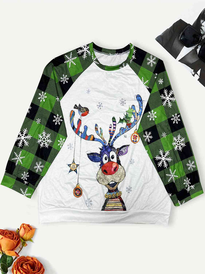 Plus Size Reindeer Graphic Snowflake Sweatshirt | 1mrk.com