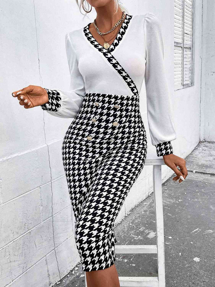 Houndstooth Long Sleeve Slit Dress |1mrk.com