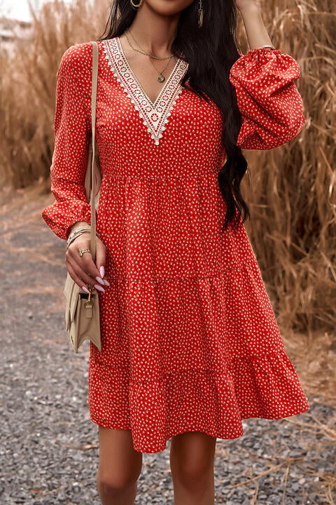 Lace Trim V-Neck Long Sleeve Dress |1mrk.com