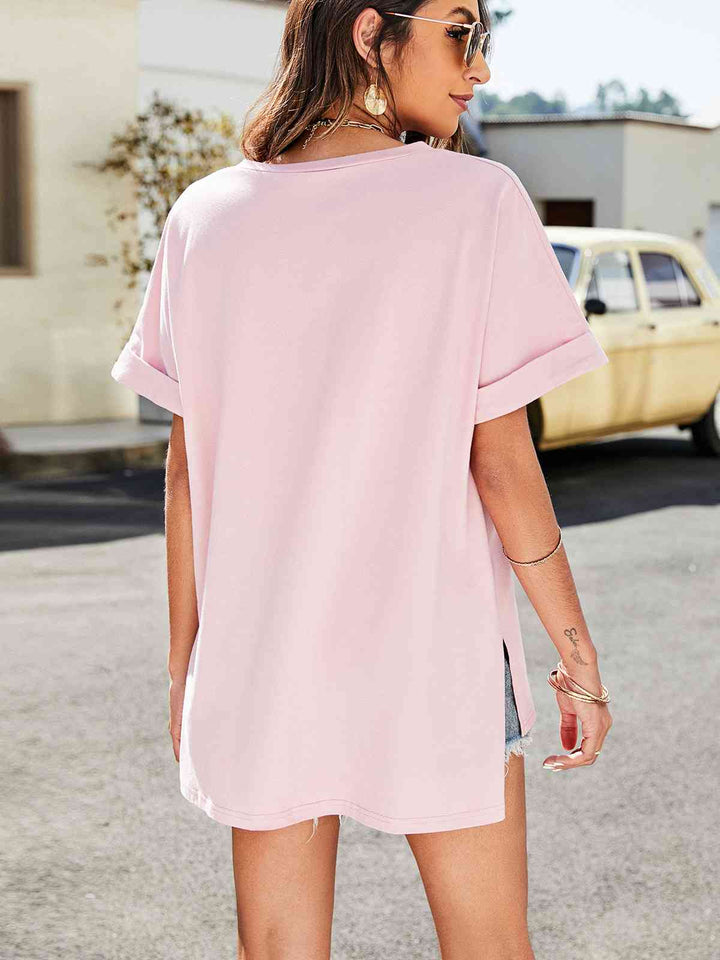 High-Low Side Slit V-Neck Tee | 1mrk.com