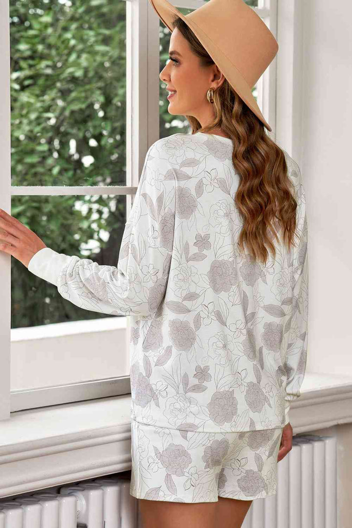 Floral Long Sleeve Top and Shorts Loungewear Set | 1mrk.com