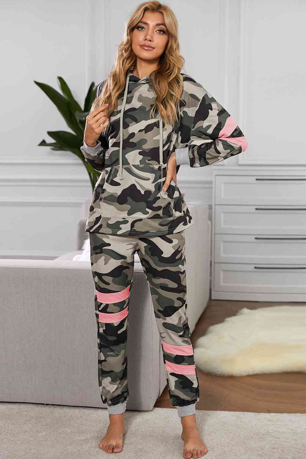 Camouflage Contrast Detail Hoodie and Joggers Lounge Set | 1mrk.com