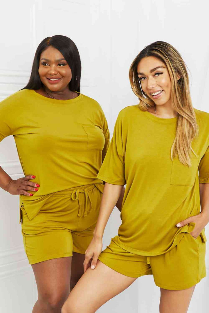 Zenana In The Moment Full Size Lounge Set in Olive Mustard | 1mrk.com