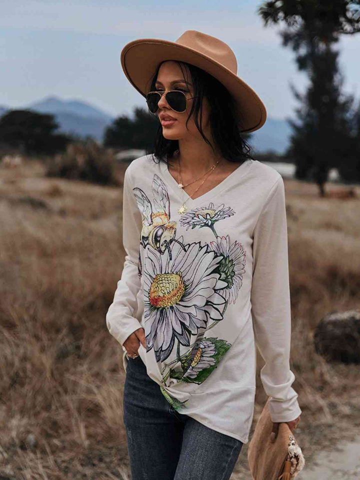 Floral Print Twisted V-Neck Long Sleeve Tee | 1mrk.com